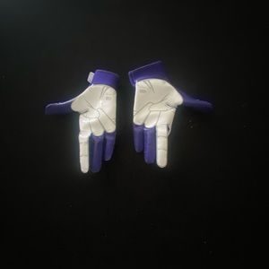 Brand New grip boost gloves